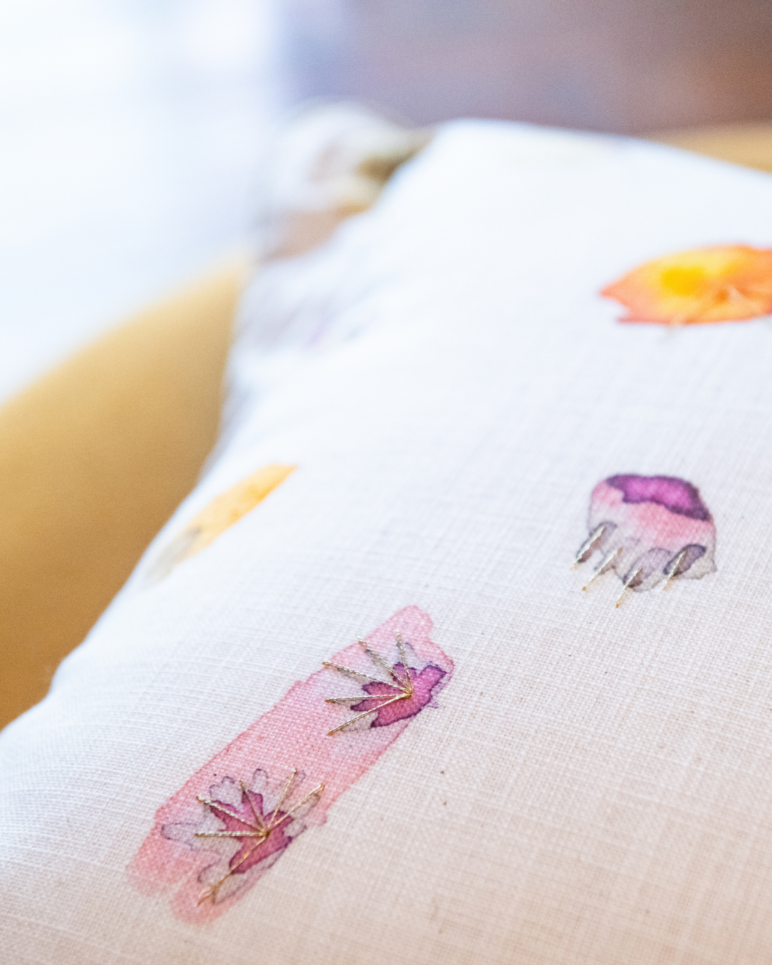 Microsand Scallop Scatter & Inner 60cm x 60cm