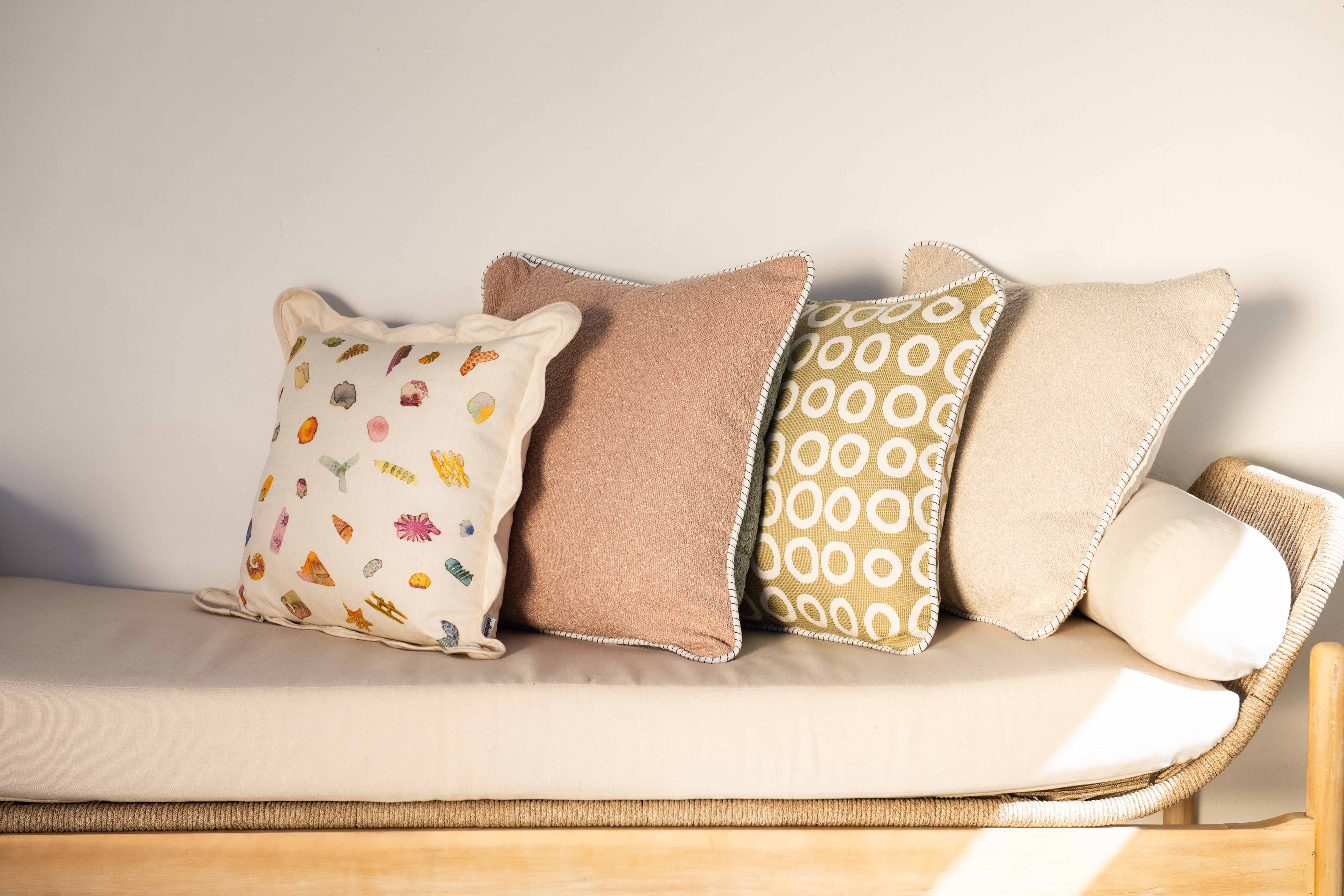 DBL Sided Woven Sucker Scatter & Inner 60cm X 60cm