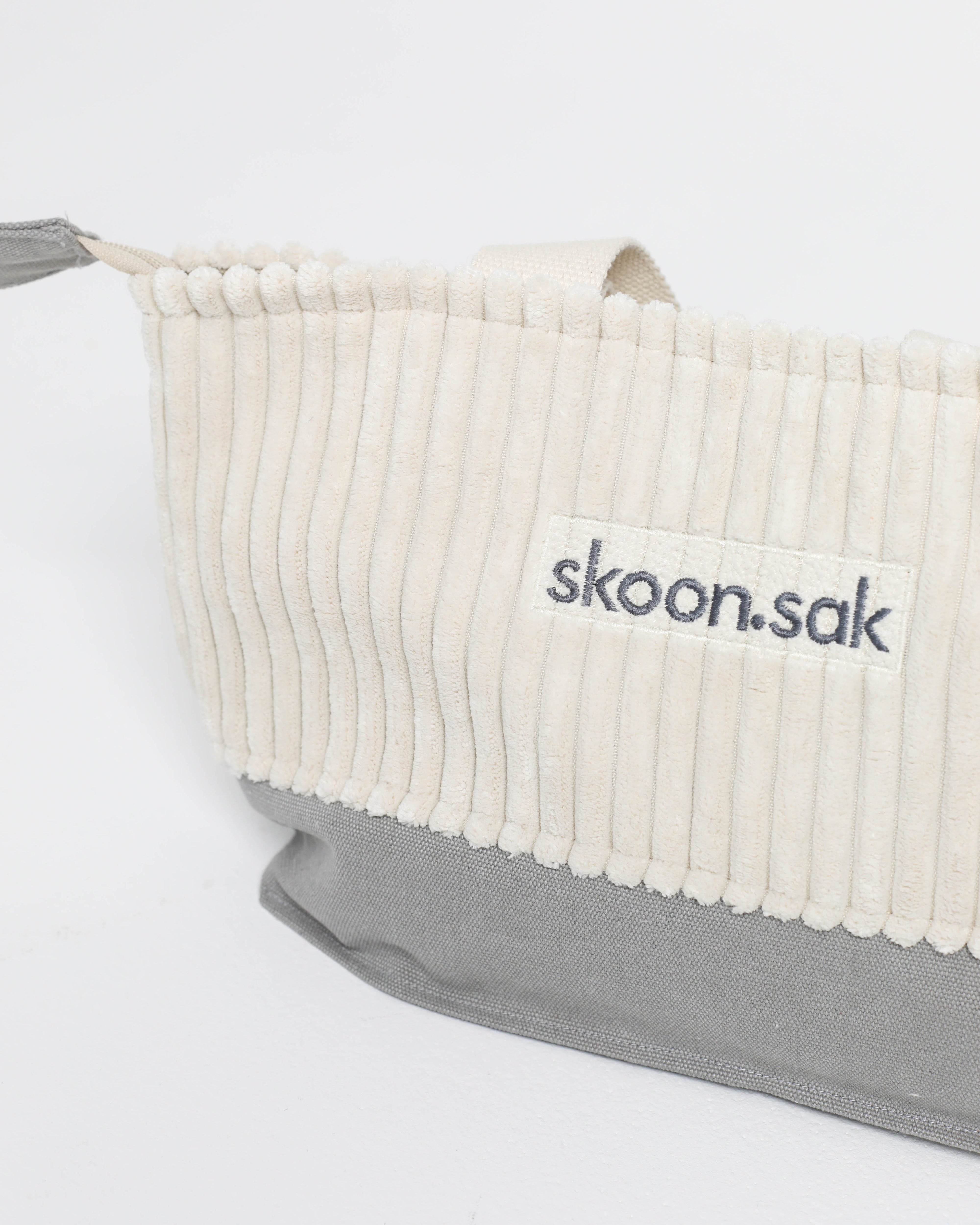 skoon.sak